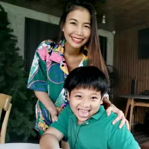 แม่โบว์ กับ น้องเควิน